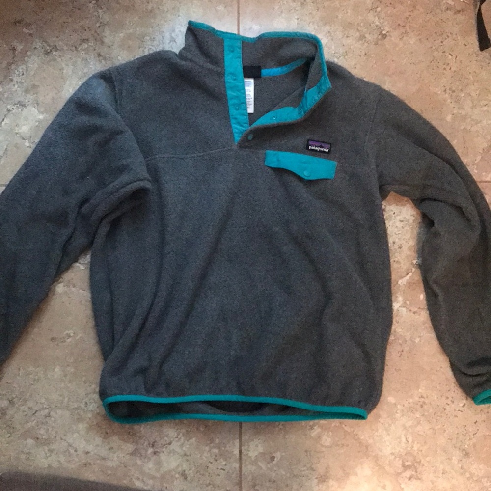 Women’s Patagonia pullover
